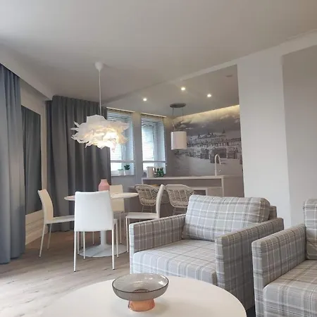 Forcity アパート コウォブジェク